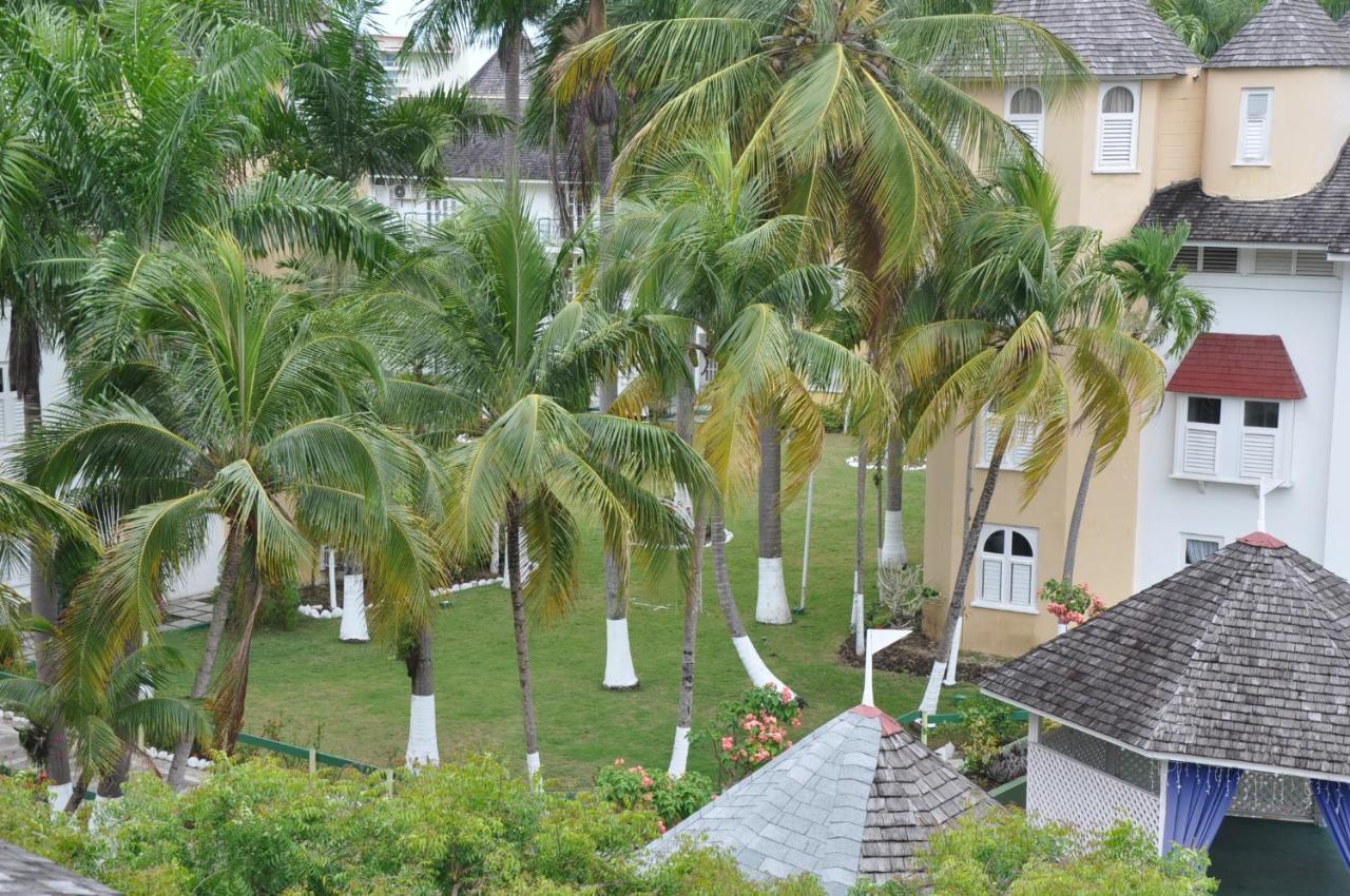Beach Penthouse A25 Sandcastles Ocho Rios Eksteriør bilde